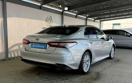 Toyota Camry, 2020 год, 3 499 000 рублей, 5 фотография