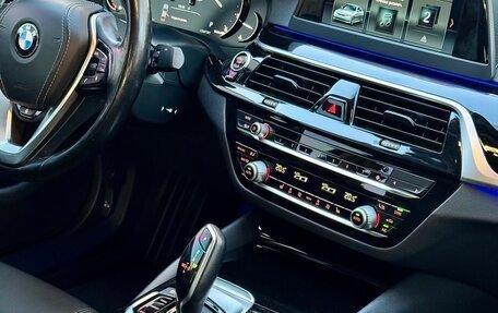 BMW 5 серия, 2019 год, 3 350 000 рублей, 13 фотография