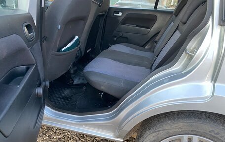 Ford Fusion I, 2006 год, 160 000 рублей, 19 фотография