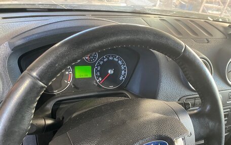 Ford Fusion I, 2006 год, 160 000 рублей, 34 фотография