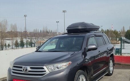 Toyota Highlander III, 2011 год, 1 870 000 рублей, 10 фотография