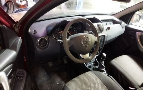 Renault Duster I рестайлинг, 2013 год, 920 000 рублей, 3 фотография