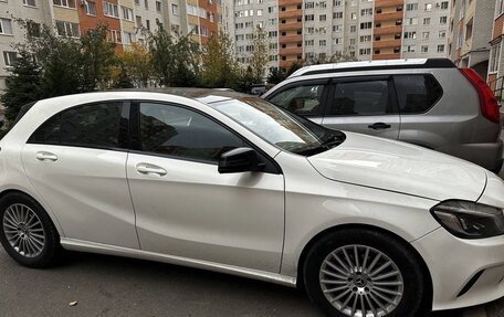 Mercedes-Benz A-Класс, 2017 год, 1 850 000 рублей, 3 фотография