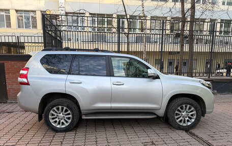 Toyota Land Cruiser Prado 150 рестайлинг 2, 2016 год, 3 980 000 рублей, 4 фотография