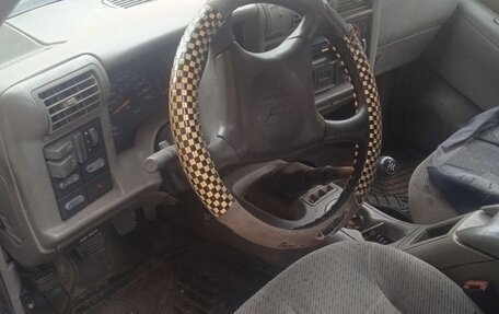 Chevrolet Blazer II рестайлинг, 1998 год, 100 000 рублей, 4 фотография