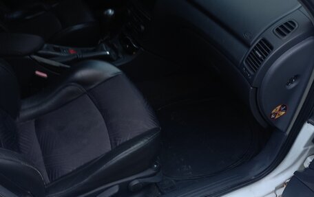 Renault Laguna II, 2004 год, 300 000 рублей, 7 фотография