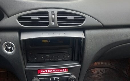 Renault Laguna II, 2004 год, 300 000 рублей, 9 фотография