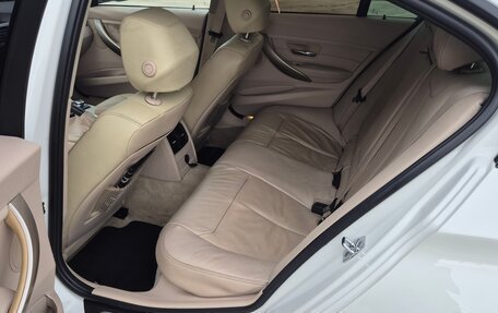 BMW 3 серия, 2012 год, 1 850 000 рублей, 11 фотография