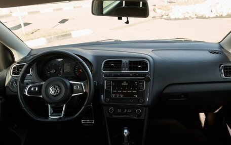 Volkswagen Polo VI (EU Market), 2018 год, 1 398 000 рублей, 7 фотография