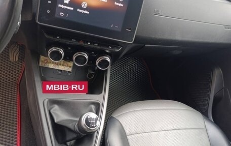 Renault Duster, 2021 год, 1 500 000 рублей, 9 фотография