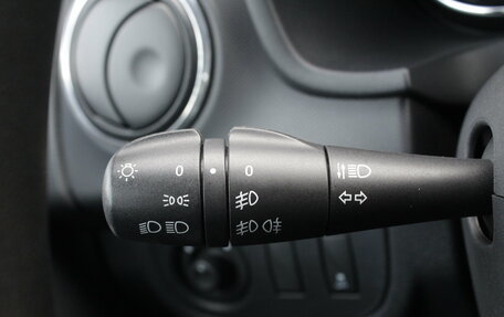 Renault Sandero II рестайлинг, 2019 год, 1 100 000 рублей, 17 фотография