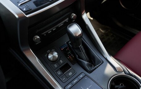 Lexus NX I, 2018 год, 3 325 000 рублей, 10 фотография