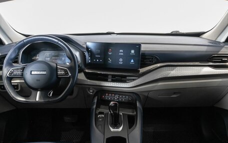 Haval F7x I, 2022 год, 2 200 000 рублей, 6 фотография