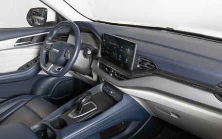 Haval F7x I, 2022 год, 2 200 000 рублей, 7 фотография