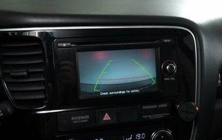 Mitsubishi Outlander III рестайлинг 3, 2016 год, 2 048 000 рублей, 18 фотография