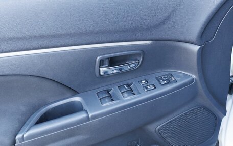 Mitsubishi ASX I рестайлинг, 2011 год, 1 000 000 рублей, 11 фотография