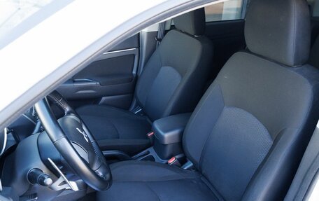 Mitsubishi ASX I рестайлинг, 2011 год, 1 000 000 рублей, 9 фотография