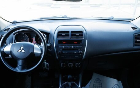 Mitsubishi ASX I рестайлинг, 2011 год, 1 000 000 рублей, 12 фотография