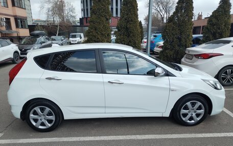 Hyundai Solaris II рестайлинг, 2011 год, 805 000 рублей, 12 фотография
