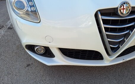 Alfa Romeo Giulietta, 2014 год, 1 300 000 рублей, 24 фотография