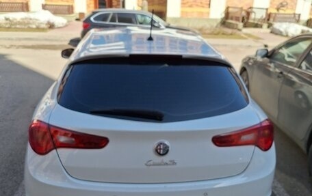 Alfa Romeo Giulietta, 2014 год, 1 300 000 рублей, 7 фотография