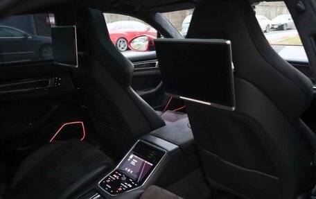 Porsche Panamera II рестайлинг, 2019 год, 10 000 000 рублей, 2 фотография