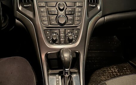 Opel Astra J, 2011 год, 800 000 рублей, 8 фотография