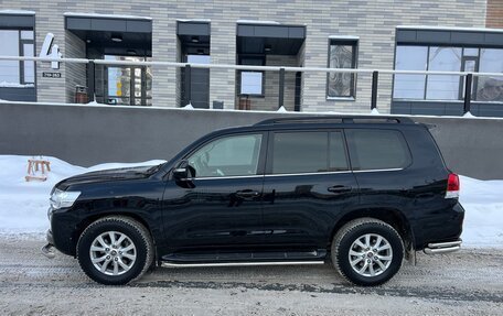 Toyota Land Cruiser 200, 2018 год, 6 999 999 рублей, 4 фотография