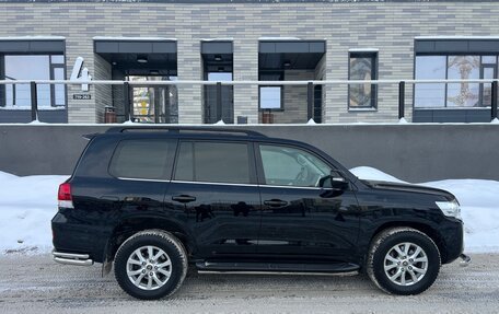 Toyota Land Cruiser 200, 2018 год, 6 999 999 рублей, 5 фотография