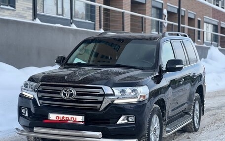 Toyota Land Cruiser 200, 2018 год, 6 999 999 рублей, 3 фотография
