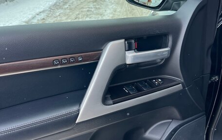 Toyota Land Cruiser 200, 2018 год, 6 999 999 рублей, 20 фотография