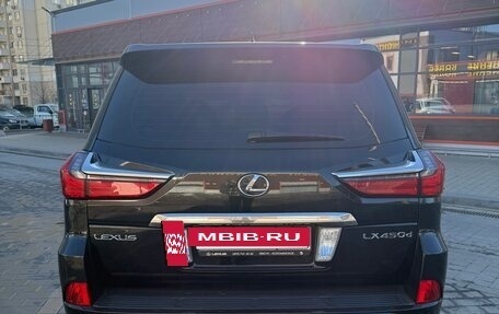 Lexus LX III, 2017 год, 7 800 000 рублей, 4 фотография