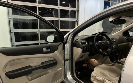 Ford Focus II рестайлинг, 2006 год, 425 000 рублей, 18 фотография