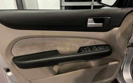 Ford Focus II рестайлинг, 2006 год, 425 000 рублей, 19 фотография