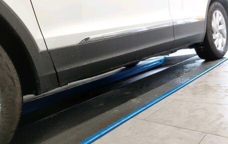 Volkswagen Tiguan II, 2021 год, 2 750 000 рублей, 14 фотография