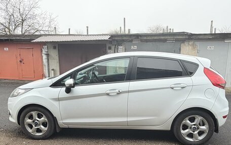 Ford Fiesta, 2011 год, 800 000 рублей, 2 фотография