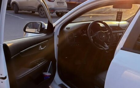 KIA Rio IV, 2018 год, 1 200 000 рублей, 5 фотография