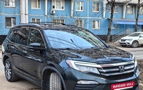 Honda Pilot III рестайлинг, 2017 год, 3 050 000 рублей, 2 фотография