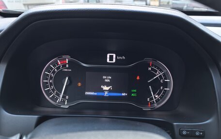 Honda Pilot III рестайлинг, 2017 год, 3 050 000 рублей, 26 фотография