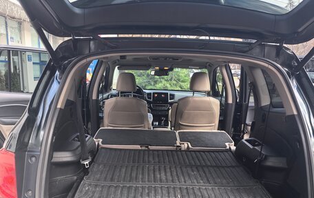 Honda Pilot III рестайлинг, 2017 год, 3 050 000 рублей, 33 фотография