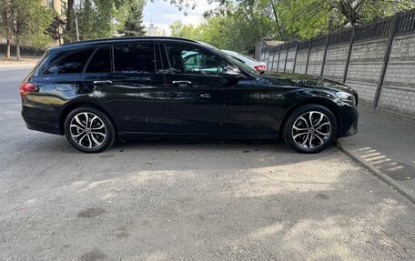 Mercedes-Benz C-Класс, 2019 год, 2 470 000 рублей, 4 фотография