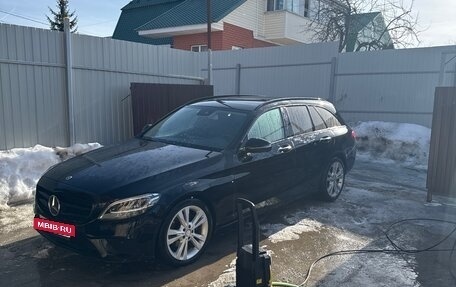 Mercedes-Benz C-Класс, 2019 год, 2 470 000 рублей, 2 фотография