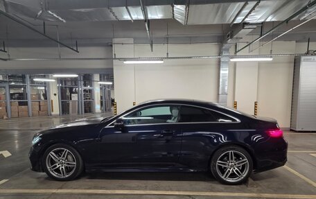 Mercedes-Benz E-Класс, 2019 год, 3 900 000 рублей, 5 фотография