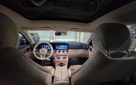 Mercedes-Benz E-Класс, 2019 год, 3 900 000 рублей, 7 фотография