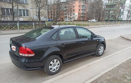 Volkswagen Polo VI (EU Market), 2011 год, 800 000 рублей, 5 фотография