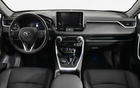 Toyota RAV4, 2020 год, 3 486 000 рублей, 13 фотография