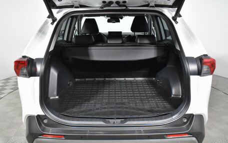 Toyota RAV4, 2020 год, 3 486 000 рублей, 23 фотография