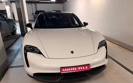 Porsche Taycan I, 2021 год, 7 500 000 рублей, 1 фотография