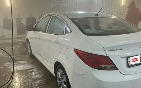 Hyundai Solaris II рестайлинг, 2016 год, 850 000 рублей, 2 фотография