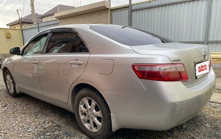 Toyota Camry, 2010 год, 1 270 000 рублей, 2 фотография